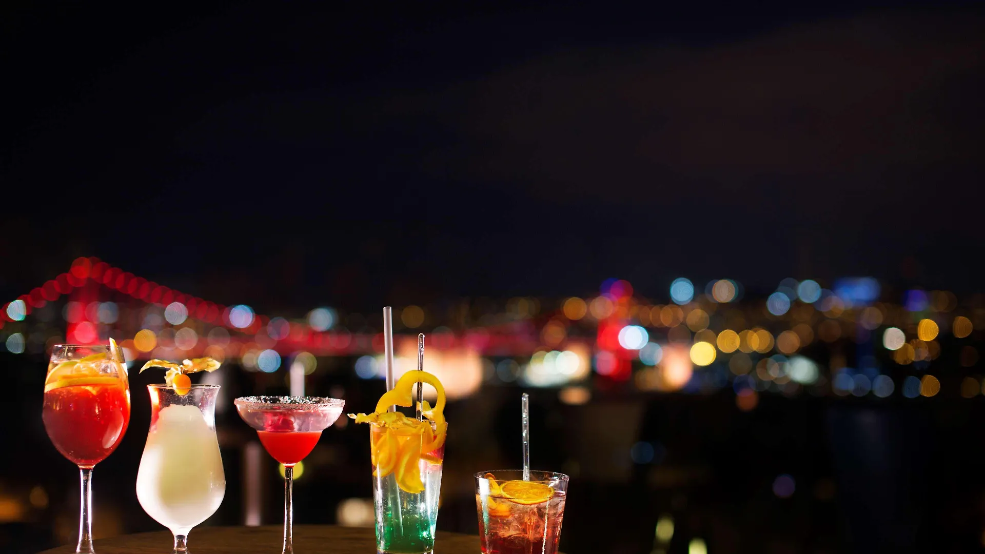 Conrad Istanbul Bosphorus Otel