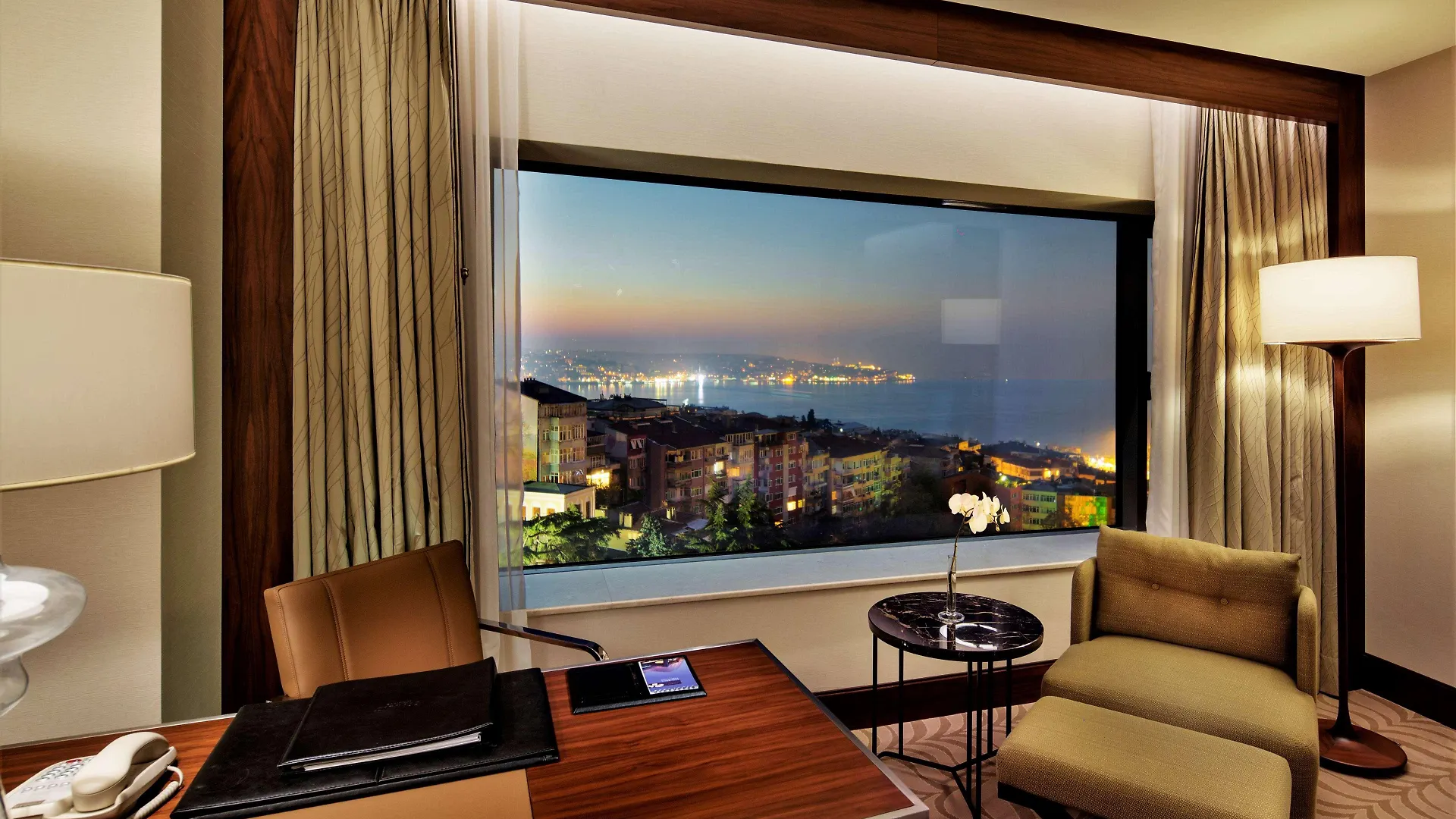 Conrad Istanbul Bosphorus Otel Türkiye