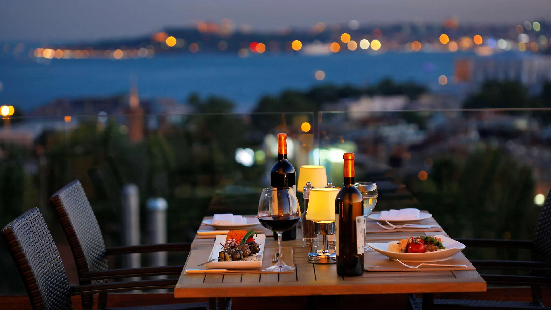 Conrad Istanbul Bosphorus Otel