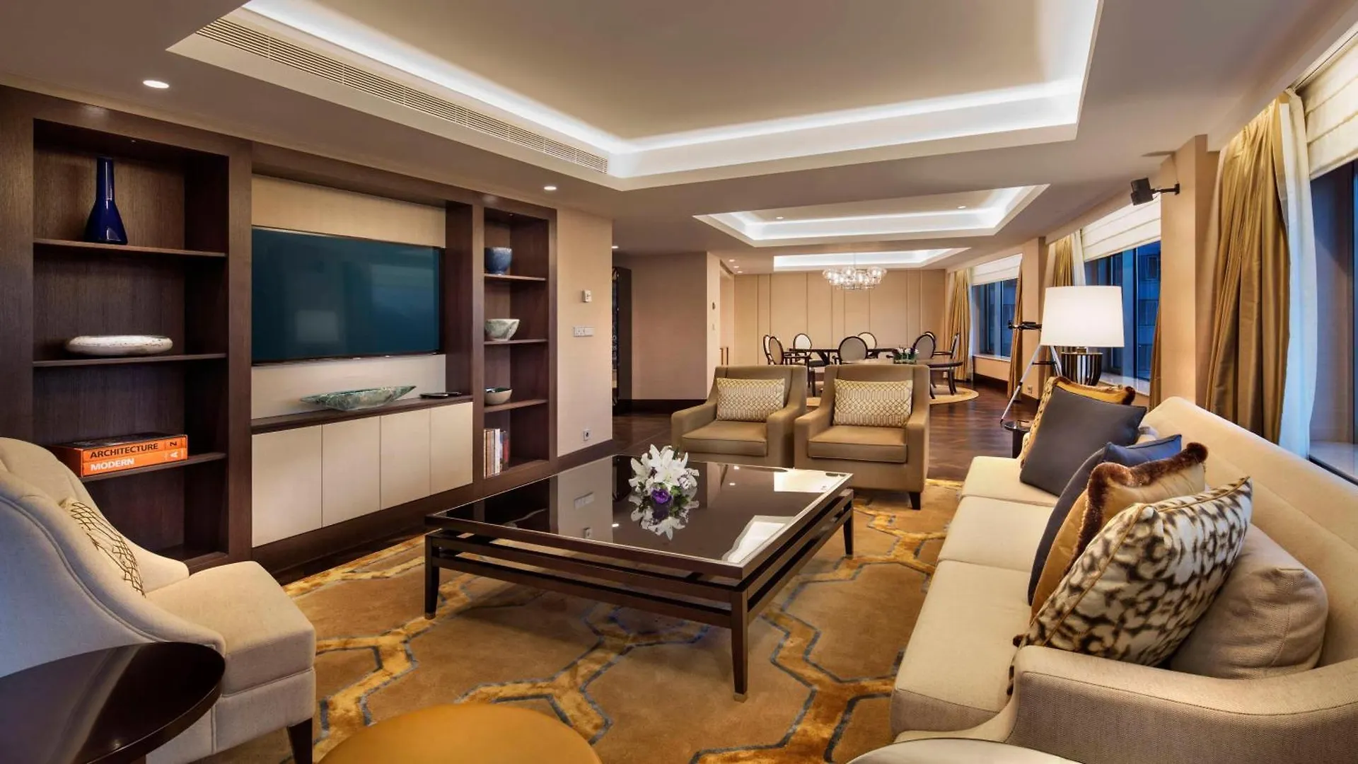 Conrad Istanbul Bosphorus Otel