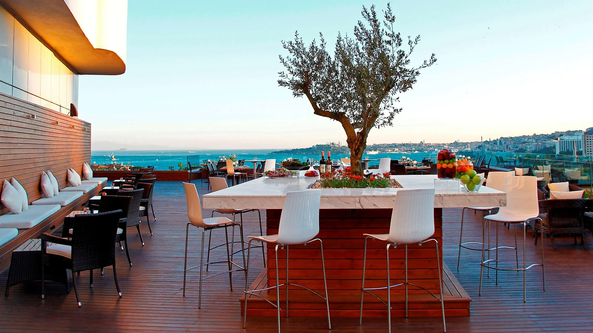 Conrad Istanbul Bosphorus Ξενοδοχείο