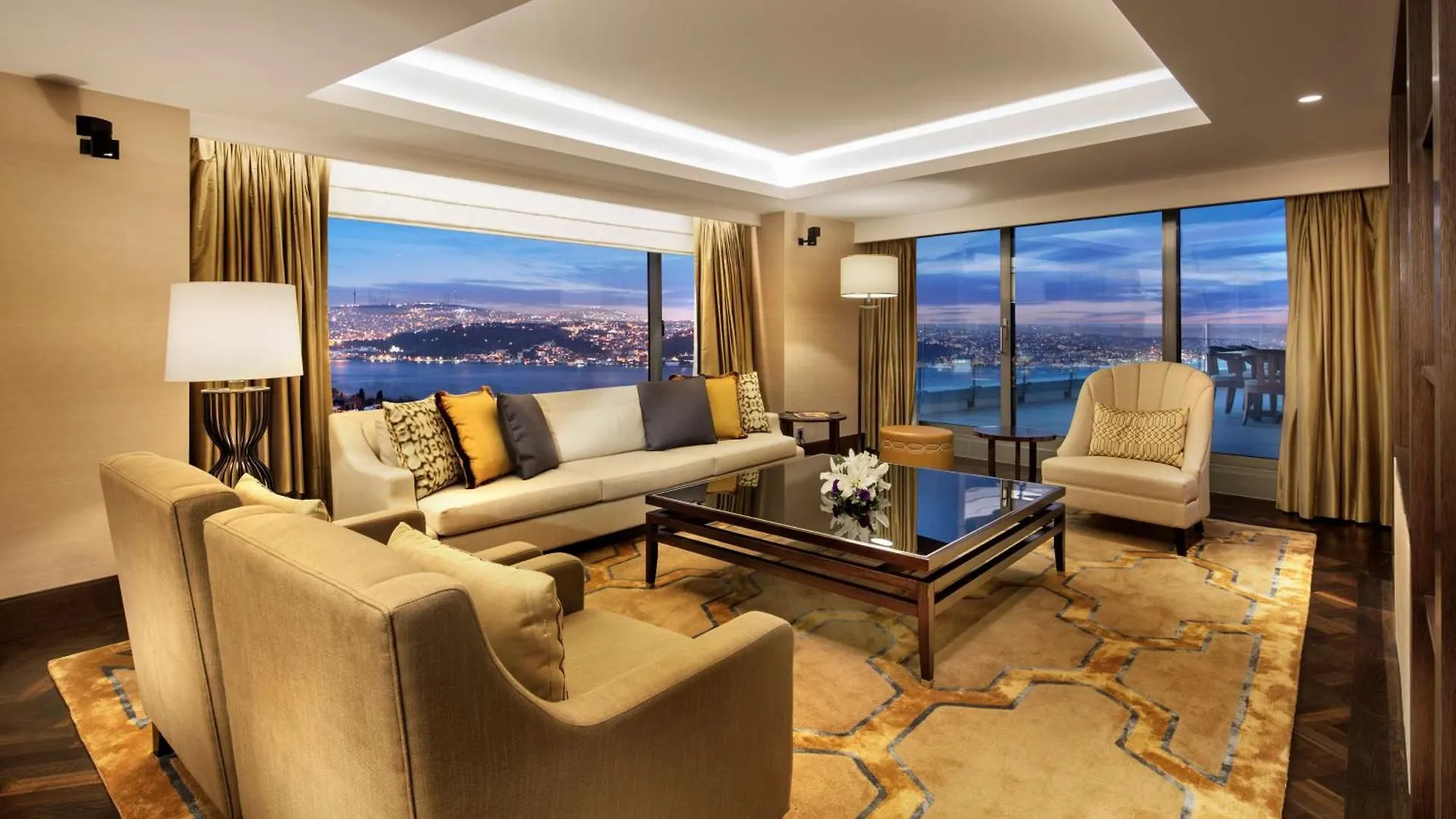 Conrad Istanbul Bosphorus Ξενοδοχείο